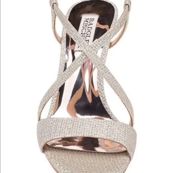 Badgley  Mischka  chic heels - Picture 12 of 13